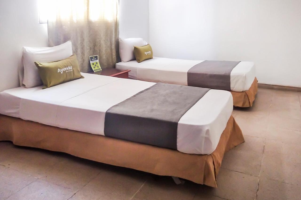 Ayenda 1622 Charmin Hotel ซันตามาร์ตา ภายนอก รูปภาพ