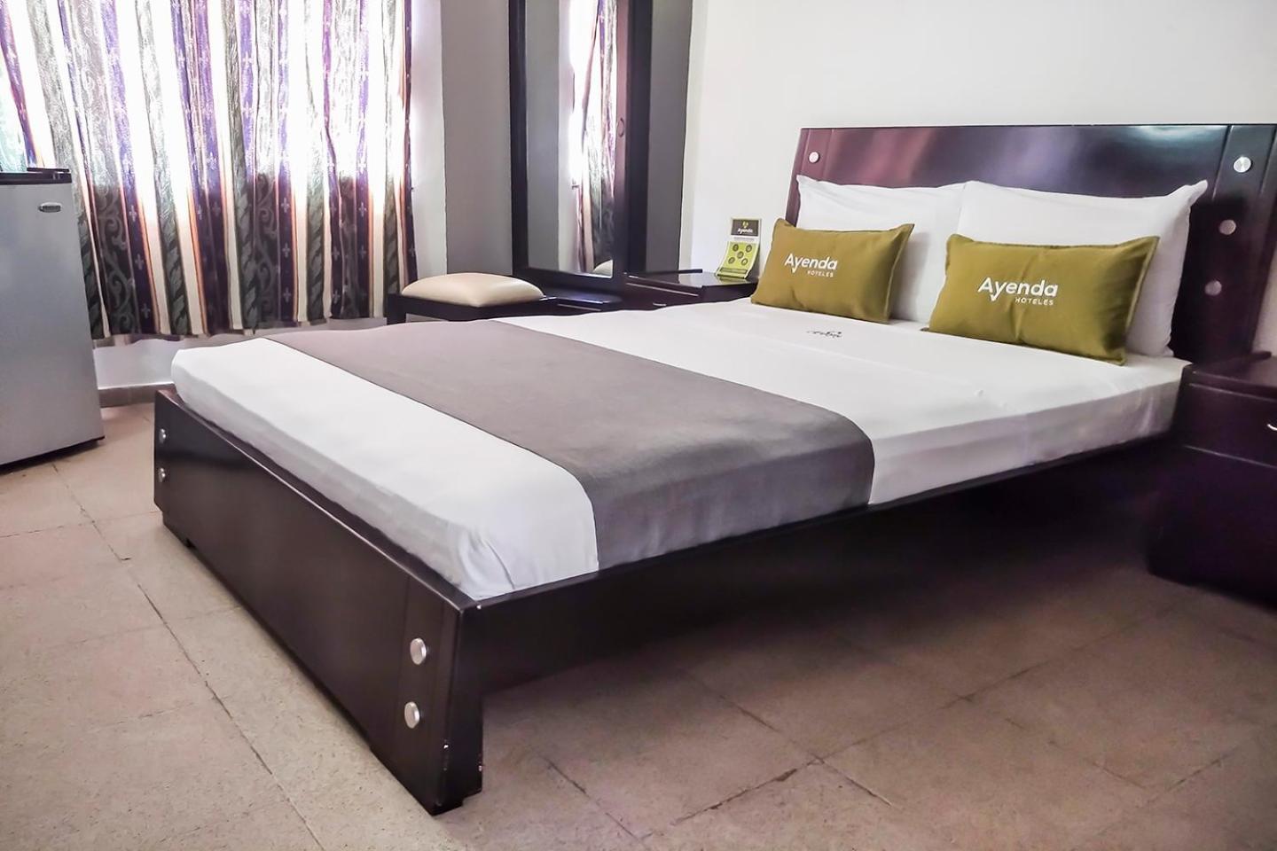 Ayenda 1622 Charmin Hotel ซันตามาร์ตา ภายนอก รูปภาพ